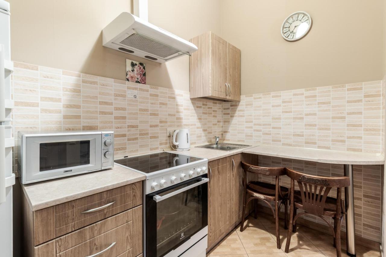 Apartment On Stavropihiiska Street 3 Leopoli Esterno foto