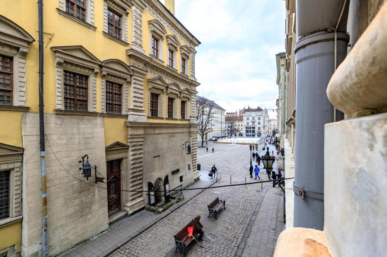 Apartment On Stavropihiiska Street 3 Leopoli Esterno foto